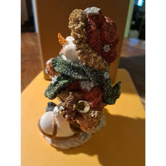 Vintage Holiday Christmas Winter Snowman Figurine Resin 6" with Penguins - Picture 5 of 7